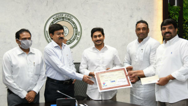 రాజకీయ వారసత్వం- అరుదైన పనితనం..