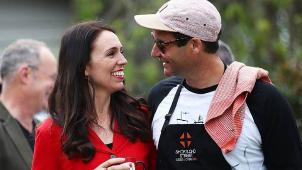 New Zealand PM Jacinda Ardern rejected from cafe at coronavirus capacity New Zealand PM Jacinda Ardern rejected from cafe at coronavirus capacity