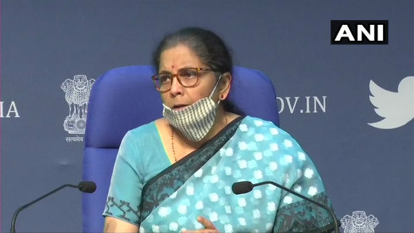 చిరు ఉద్యోగులపై వరాలు..
