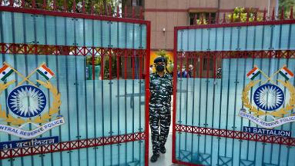 coronavirus: CRPF Headquarters in Delhi Sealed After Staffer Tests Positive coronavirus: CRPF Headquarters in Delhi Sealed After Staffer Tests Positive