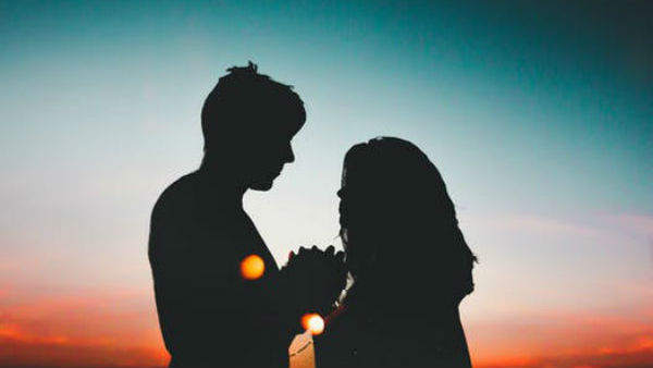 నువ్వక్కడ నేనిక్కడ