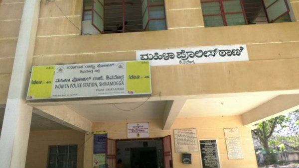 కొంప ముంచిన లాక్ డౌన్ మీటింగ్