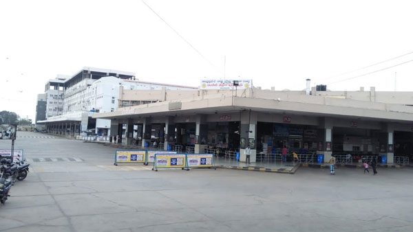 యథేచ్ఛగా లాక్ డౌన్ ఉల్లంఘన