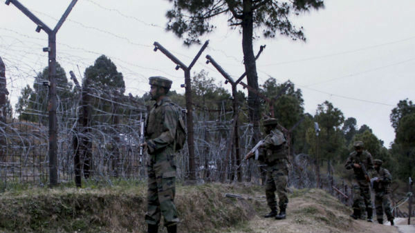 Indian Army dismisses reports claiming detention of its soldiers by China forces. Indian Army dismisses reports claiming detention of its soldiers by China forces.