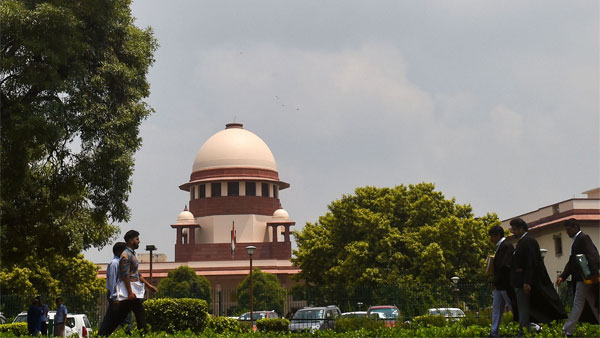 SC rejects to give orders banning liquor sales, asks govts to consider online liquor sale SC rejects to give orders banning liquor sales, asks govts to consider online liquor sale