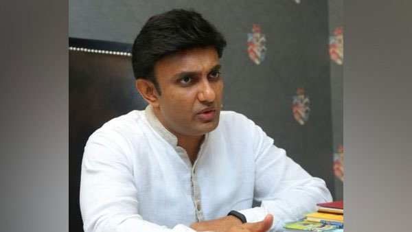 వైద్య విద్యాశాఖ మంత్రి
