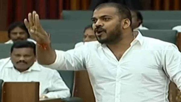తొడగొట్టిన మంత్రి అనిల్..
