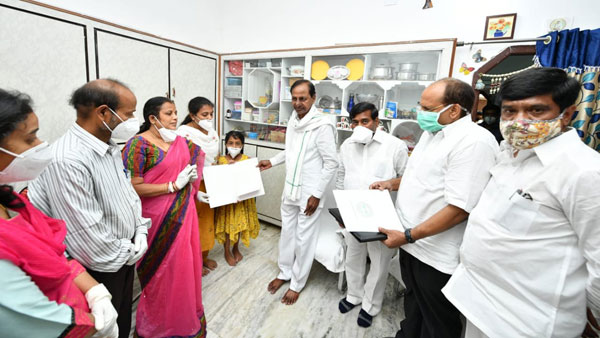 కరోనా నేపధ్యంలో నేతలు సూర్యాపేటకు పెద్ద ఎత్తున రాకుండా ఆదేశాలు