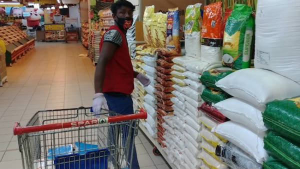 కర్ణాటకలో సేమ్ సీన్
