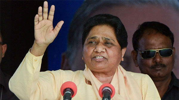 కాంగ్రెస్ వైఖరి వల్లే వలస కూలీల సమస్య..