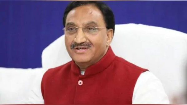 స్కూల్స్ , కాలేజీలు ఎప్పుడు తెరుచుకుంటాయో చెప్పిన హెచ్ఆర్డీ మంత్రి