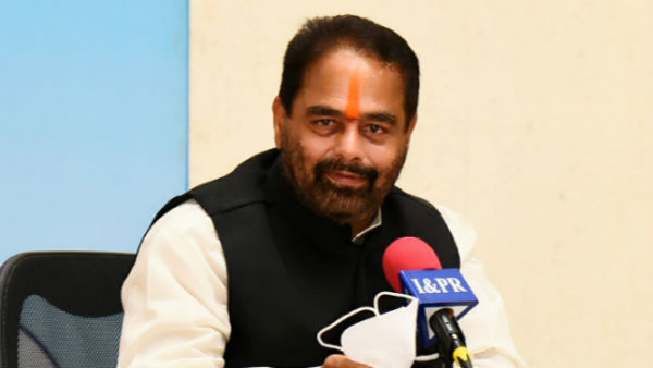 బీసీ అయితే వదిలేయాలా ?