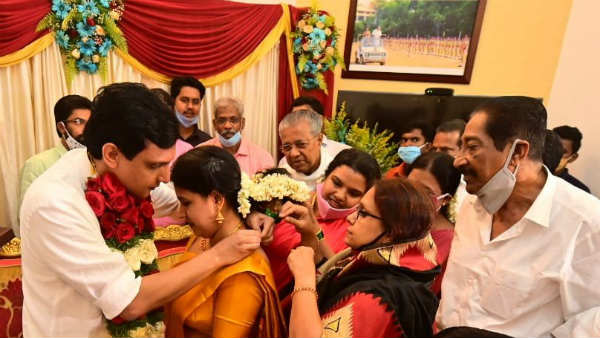 Kerala CM Pinarayi Vijayans daughter Veena tied the knot with Mohammad Riyas Kerala CM Pinarayi Vijayans daughter Veena tied the knot with Mohammad Riyas