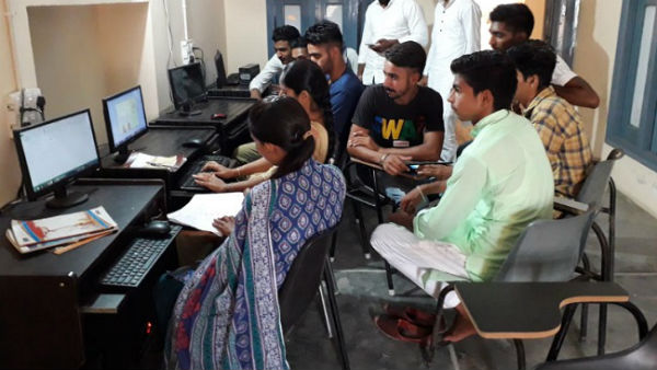 వీఆర్వో పోస్టులకు అర్హతలివే...