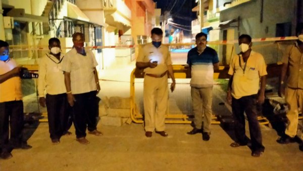 హడలిపోయిన అధికారులు, స్థానికులు