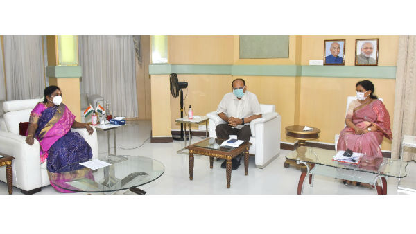 హైదరాబాద్ కేసులపై ఆరా..