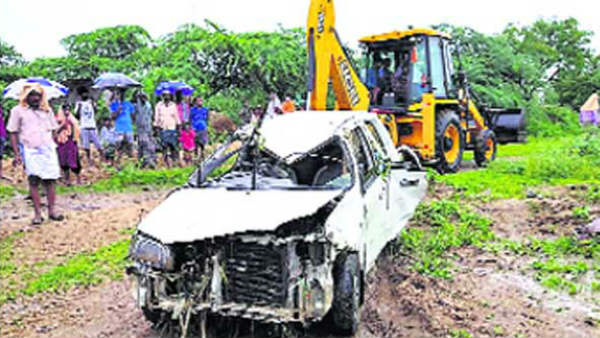 క్వారంటైన్ భయంతో..