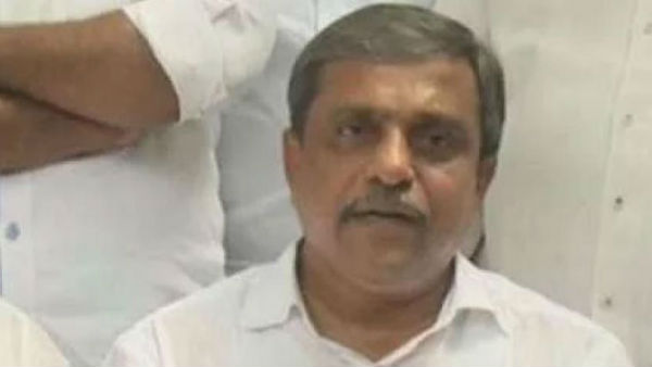 ఢిల్లీకి వైసీపీ టీమ్..