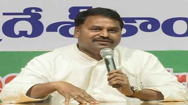 అసత్య ప్రచారమైతే... చర్యలేవి... : అద్దంకి దయాకర్