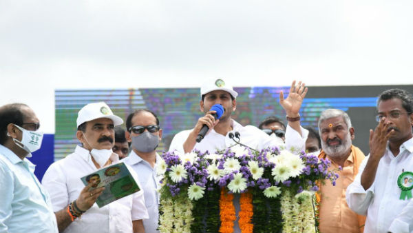 కోర్టుల ద్వారా టీడీపీ ఆటంకాలు...