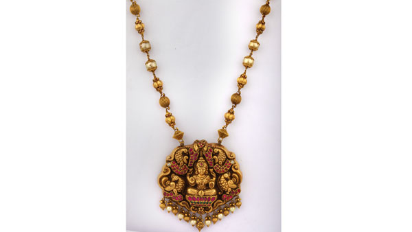 Grab the exciting offers on gold at Kalyan Jewellers..! Grab the exciting offers on gold at Kalyan Jewellers..!