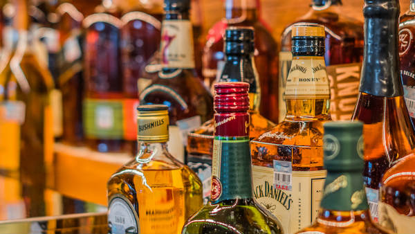 daily 3 hours liquor shops open, give me permission daily 3 hours liquor shops open, give me permission
