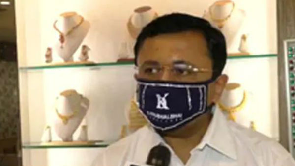 కరోనాకు వజ్రాలు, బంగారం అంటే భయమా ?