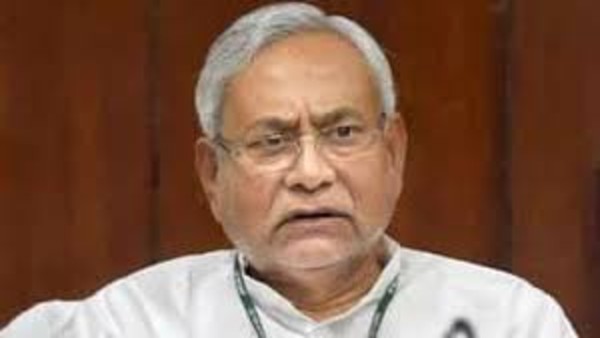 Nitish Kumar Sends Swab Sample for Covid-19 Test.. Nitish Kumar Sends Swab Sample for Covid-19 Test..