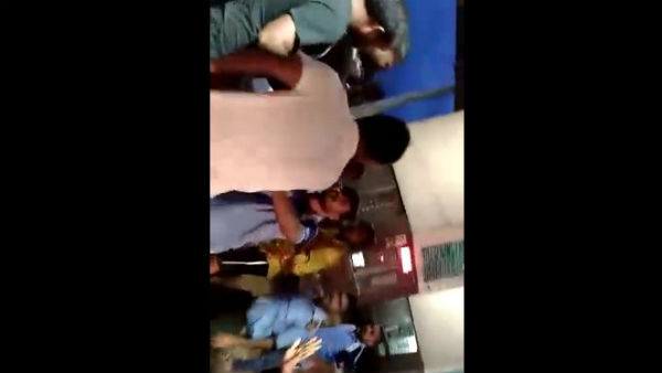 రేయ్ ఏమనుకున్నావురా ? రూపాయికి విలువలేదా