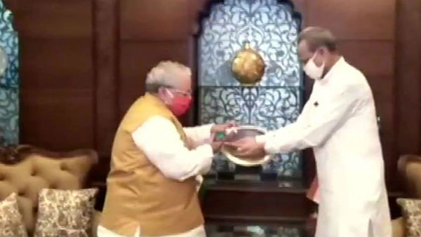 గవర్నర్తో భేటీ..
