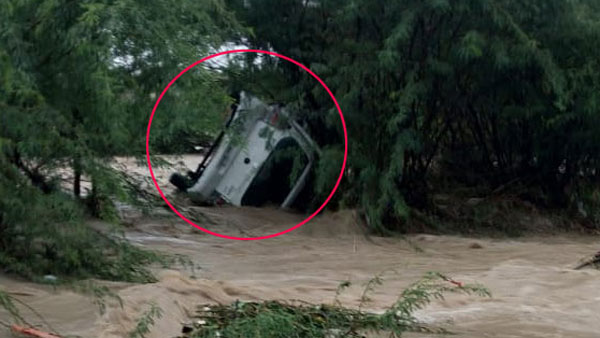 సినీ ఫక్కీలో సింధూ గల్లంతు..