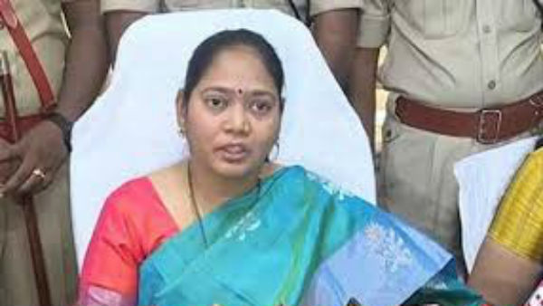 సుచరిత దిగ్బ్రాంతి
