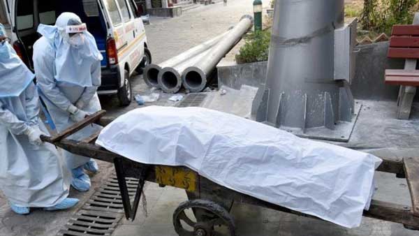 స్మశానాలు బిజీ.. వెయిటింగ్ లిస్ట్..