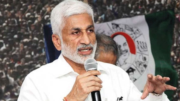 వైసీపీలో నంబర్ టూగా..