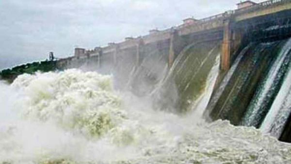 పోలవరం వాటాపై మాదంటే మాది..