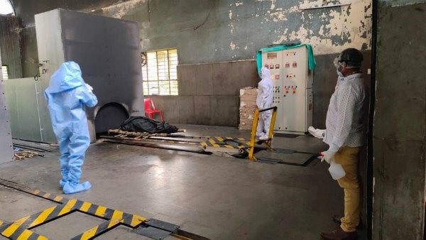 ఆటో డ్రైవర్ అగచాట్లు