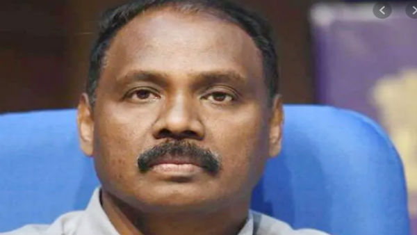 GC Murmu Submits Resignation as J&K Lieutenant Governor, Set to Be New CAG: Sources GC Murmu Submits Resignation as J&K Lieutenant Governor, Set to Be New CAG: Sources