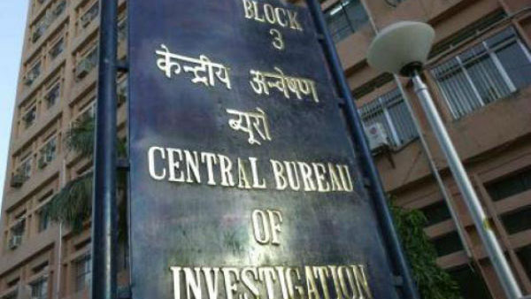 Defence seems bent upon delaying Babri mosque demolition trial: CBI court Defence seems bent upon delaying Babri mosque demolition trial: CBI court