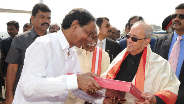 Pranab Mukherjee had a special affinity with Telangana: CM KCR expresses grief Pranab Mukherjee had a special affinity with Telangana: CM KCR expresses grief