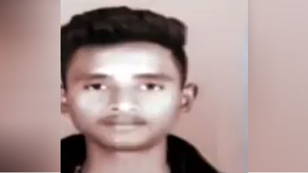 మరదలిపై బాబు కన్నుపడింది