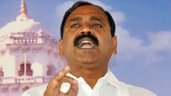 రాజకీయ జీవితం..ఆర్ఎస్ఎస్ భావజాలంతో ప్రారంభం..
