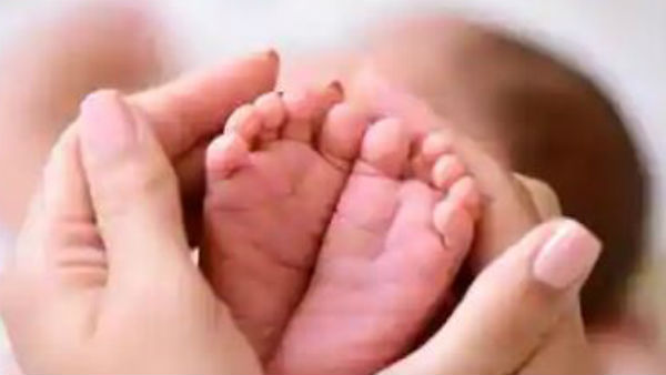 నెల రోజుల శిశువును అమ్మేసి.. తాత ఫిర్యాదుతో..