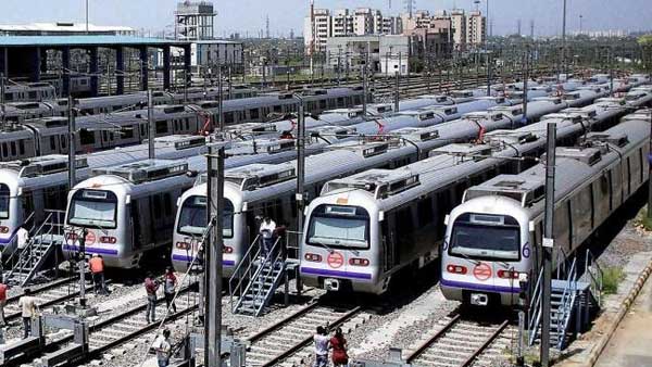 ఢిల్లీ మెట్రోకు 1300 కోట్ల నష్టం..