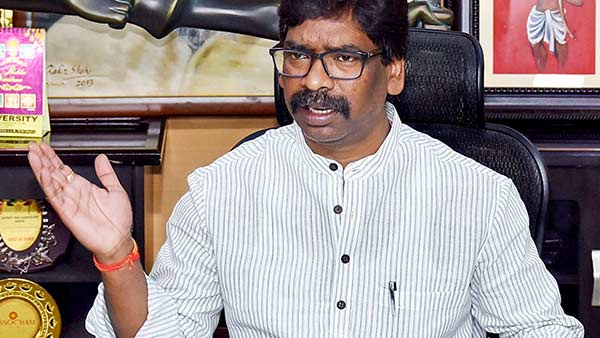 సీఎం సీరియస్, రూ. 100 కోట్లకు పరువు నష్టం దావా