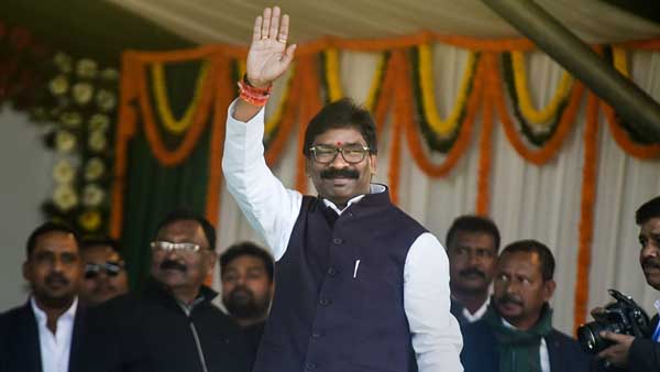 సీఎంపై రేప్ ఆరోపణలా ?