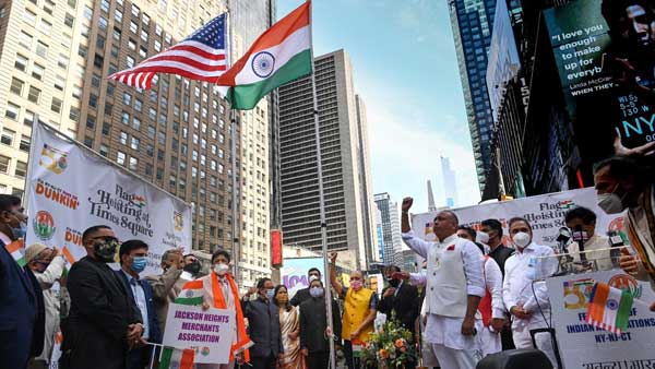 74th Independence Day: Indias Flag Hoisted At New Yorks Times Square and several parts of us 74th Independence Day: Indias Flag Hoisted At New Yorks Times Square and several parts of us