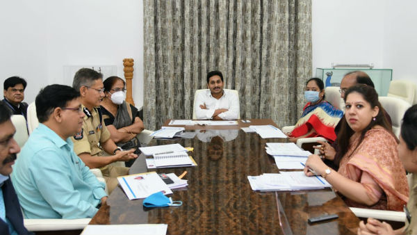 మూడు రాజధానుల ప్రక్రియ...