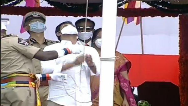 ap cm ys jagan unfurl flag at independence day celebrations at igmc stadium ap cm ys jagan unfurl flag at independence day celebrations at igmc stadium
