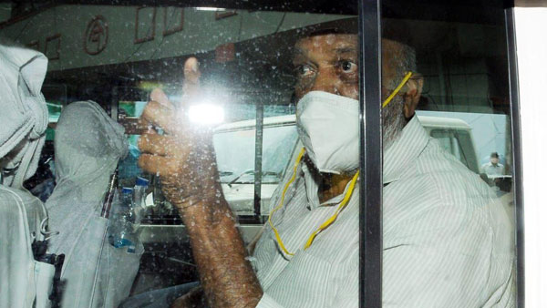 jc prabhakar reddy in police custody in atrocity case jc prabhakar reddy in police custody in atrocity case
