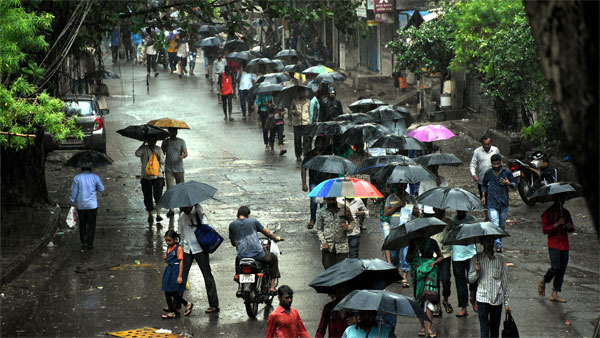 లోకల్ ట్రైన్స్ రద్దు...